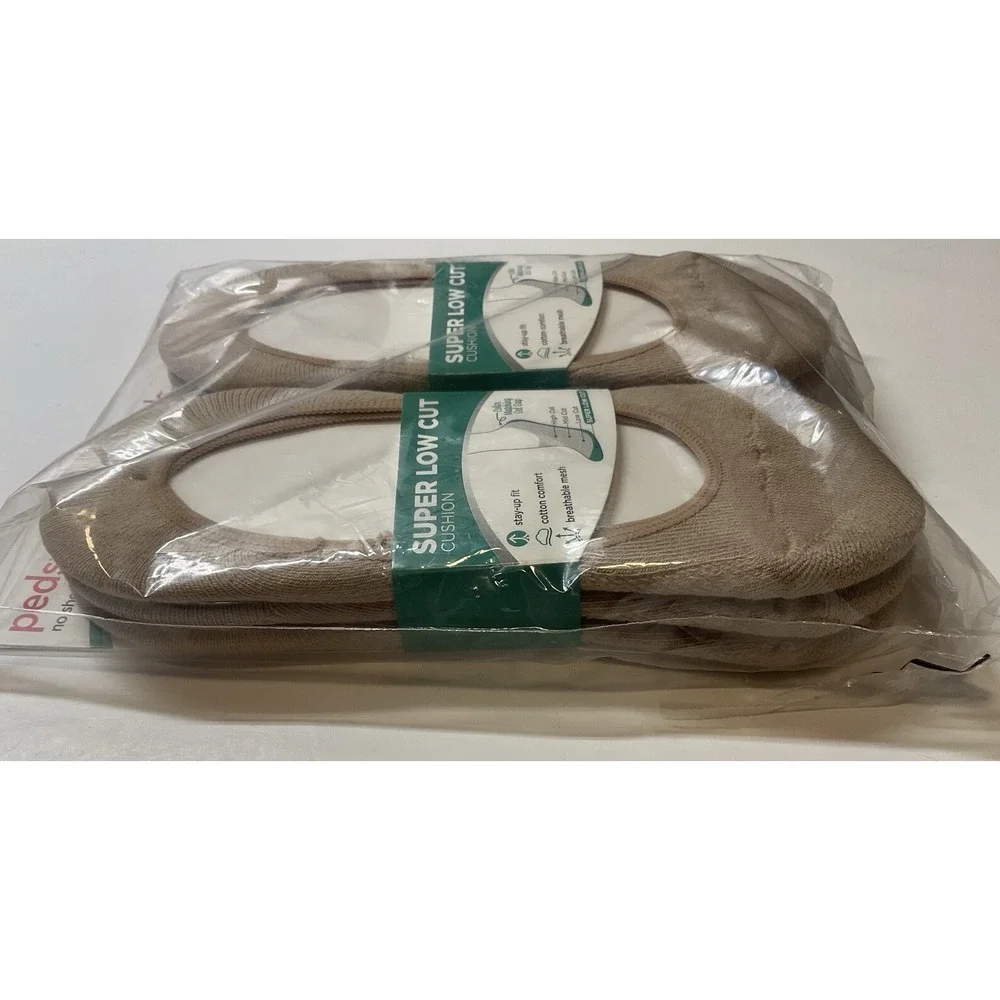 NIP Lot of‎ 6 Pairs Peds Super Low Cut No Show Liner Socks Nude Medium 5-10